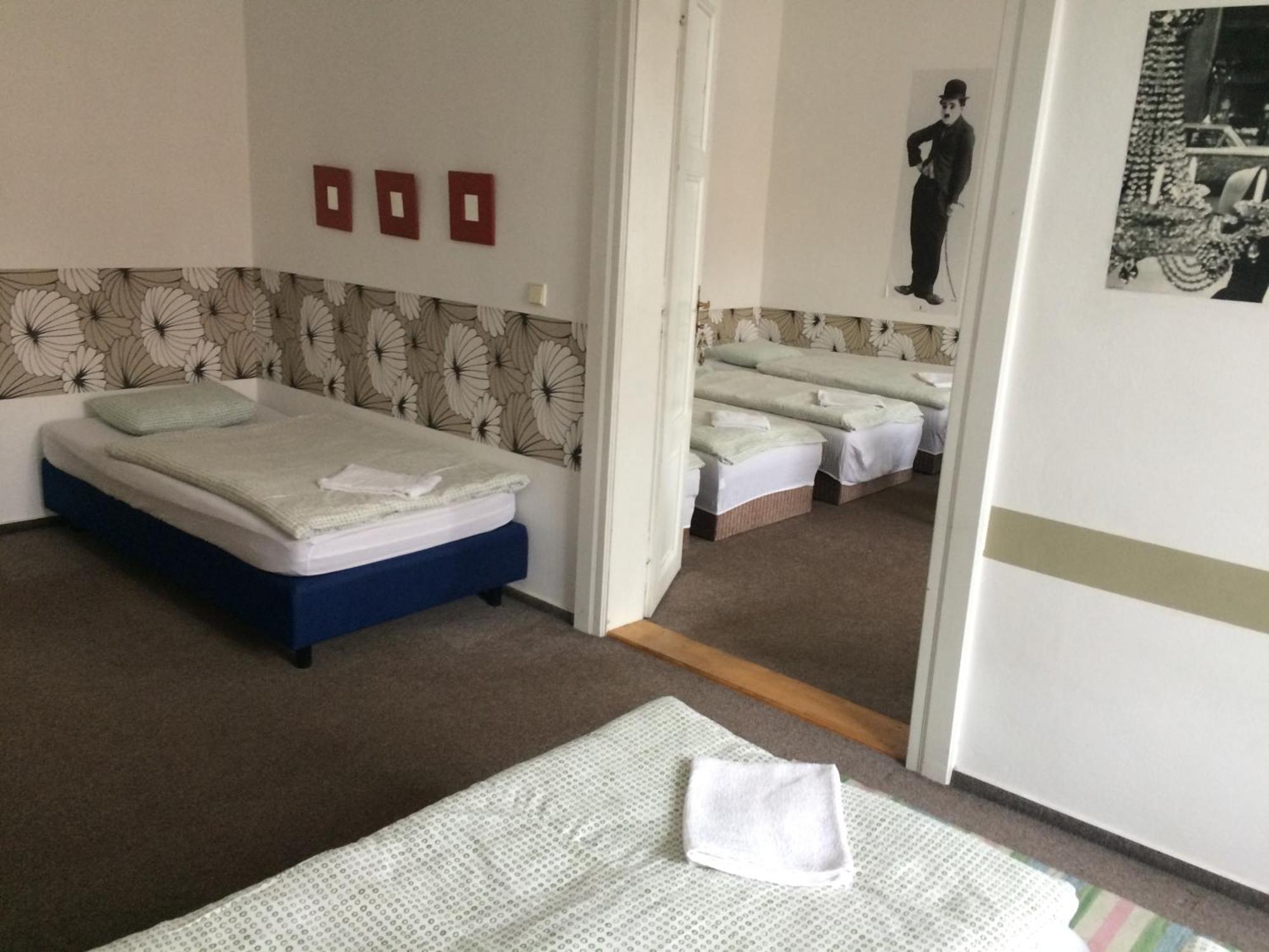 Charles Square Hostel - Prague — Photos 1